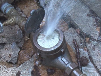 Vojvođanska ulica bez vode do 15 časova