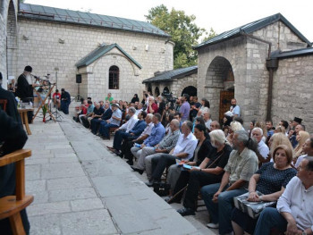 Na Cetinju otvoren šesti 'Trg od ćirilice'