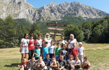Mališani Dječijeg vrtića Gacko posjetili kamp Izgori