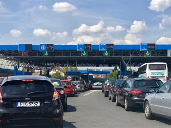 Pojačan saobraćaj na graničnim prelazima