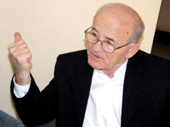 Telebak: Srpskom jeziku dati identitetski značaj