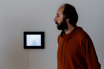 U Kulturnom centru Trebinje otvorena izložba „Neznatno“ Miodraga Manojlovića