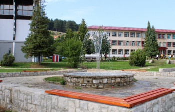 Невесиње: Школски комплекс украсила нова фонтана 