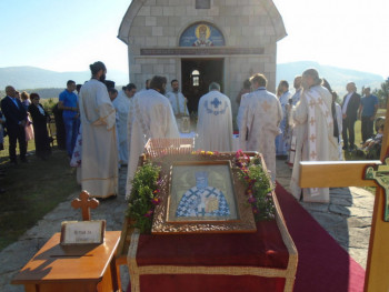 Manastir Svetog Petra Zimonjića obilježio Krsnu slavu