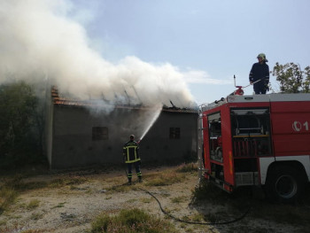 Na Jasenu izgorjela štala puna sijena