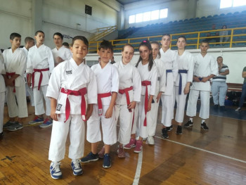 Осам медаља за каратисте Вележа у Бијељини