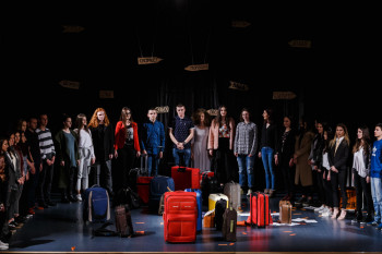 Još jedan blistav nastup predstave  'Koferi' dramske grupe JU Gimnazije 'Jovan Dučić'