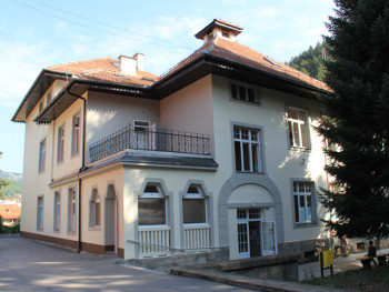 Terensko vozilo Domu zdravlja Foča od sarajevske opštine Centar 