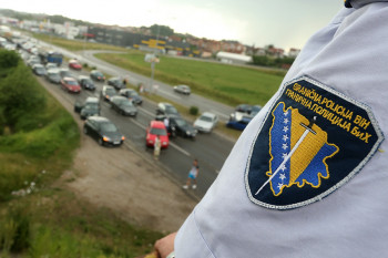 Krijumčario migrante: uhapšen granični policajac u Foči