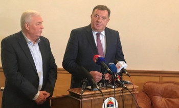 Počeo sastanak Dodika i Pavića
