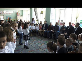 Druženjem pjesnika i djece počele 'Dučićeve večeri poezije' (VIDEO)