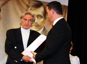 Милан Ненадић добитник Дучићеве награде