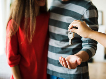 Odobren 141 zahtjev za subvencije kamate na stambene kredite mladih