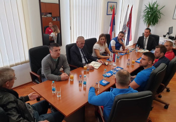 Oduševljeni gradom i Goričkim jezerom: KAJAKAŠI SRBIJE NA PRIPREMAMA U TREBINJU