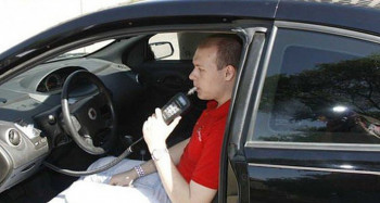 Uskoro nova pravila: Automobili će morati imati ugrađen alkotest