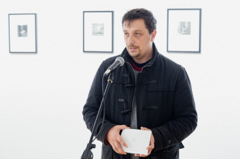 ОТВОРЕНА ГРУПНА МУЛТИМЕДИЈАЛНА ИЗЛОЖБА: СЈЕЋАЊЕ КАО ИНСПИРАЦИЈА