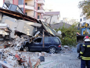 Рама прогласио ванредну ситуацију у Драчу и Тирани