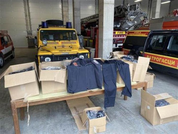 Nova vatrogasna oprema vatrogascima iz Trebinja i Ravnog