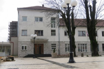 Nevesinje: Vlada Srpske finansira rekonstrukciju zgrade za Muzičku školu, Narodnu biblioteku i Spomen sobu