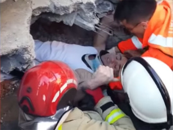 Pronađen živ u ruševinama dva dana poslije zemljotresa