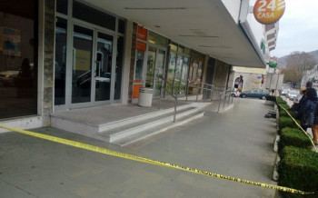 Пуцано на просторије гдје је Сбербанка