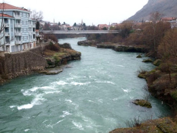 Жена спасена из Неретве