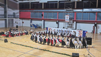 Fočanski folkloraši predstavili bogatstvo igre i pjesme