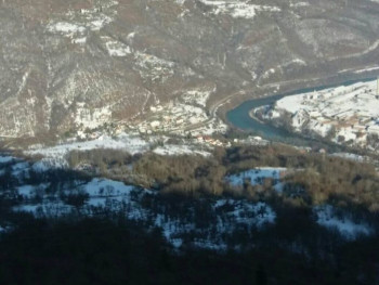 Selo za primjer: Sami održavaju lokalni put