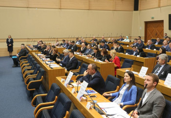 Од одважности до промашаја, или када народни посланици не знају поставити питање 