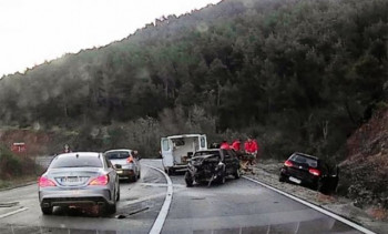 У судaру двa гoлфa трoje пoвриjeђeних