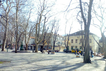 PRAZNE ULICE I KAFANE: Mnoge porodice u Trebinju slave Jovandan