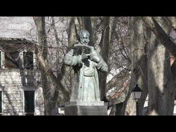 Интермецо: Фебруарско сунце измамило шетаче на улице Требиња (ВИДЕО)