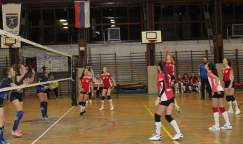 Младе одбојкашице Вележа са свих десет побједа иду у другу фазу