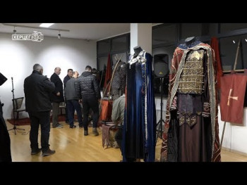 Изложба костима и реквизита из серијала о Немањићима оживјела прошлост (ВИДЕО)