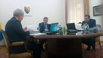 Sjednica završena, Dodik preglasan na svim tačkama dnevnog reda