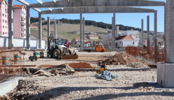 Гацко: Радови на изградњи спортске дворане – У току израда темељне конструкције за трибине