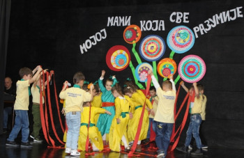 Najmlađi Nevesinjci priredili osmomartovski program