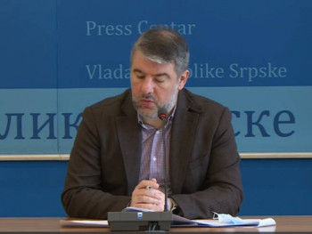 Šeranić: Obavezno nošenje maski i rukavica na prodajnim mjestima i u zajednici