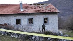 Експлозивна направа бачена на кућу управника затвора