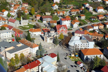 Гацко: Радно вријеме свих субјеката продужено до 19 часова, сточна пијаца се отвара у петак 8. маја