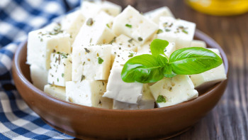 Bez njega se u nekim djelovima svijeta ne sjeda za trpezu - Feta sir