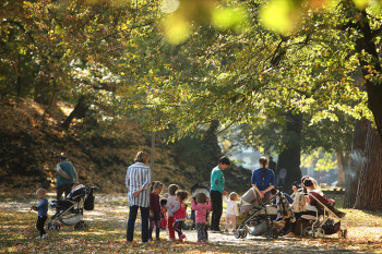 Human gest: Višečlanim porodicama u RS paketi sa osnovnim životnim namirnicama