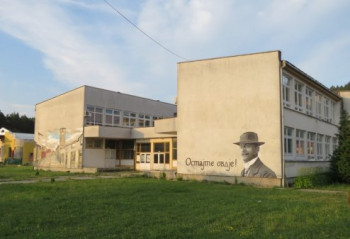 BUDUĆIM SREDNJOŠKOLCIMA U NEVESINJU NA RASPOLAGANJU ČETIRI STRUKE