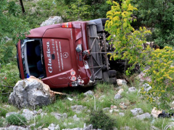 Никшић: Повријеђени путници стабилног здравственог стања