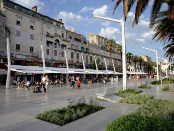 Хрватски хостели пред банкротом: 'Лаж је да туристи долазе, нема живе душе'.