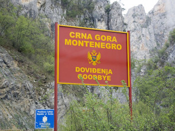 Crna Gora otvorila granice za još neke zemlje, Srbija nije na listi
