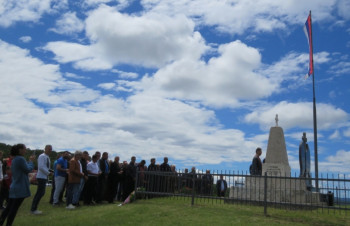 SJEĆANJA NA ČASNOG OFICIRA I SRPSKE JUNAKE NA TRUSINI