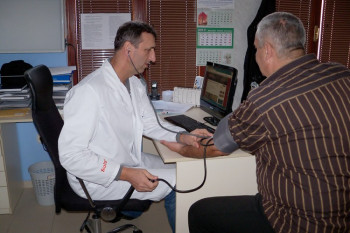 Heroj Ljubinja- Doktor Savo danonoćno u ordinaciji