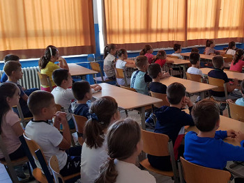 Đaci u klupama od 1. septembra, predložena kombinovana nastava