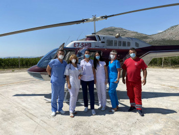 Hitnom intervencijom, helikopterom u Banja Luku prebačena tek rođena beba 